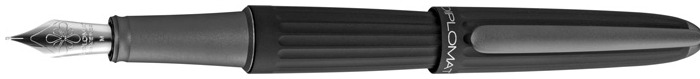 Diplomat Fountain pen, Aero series Black